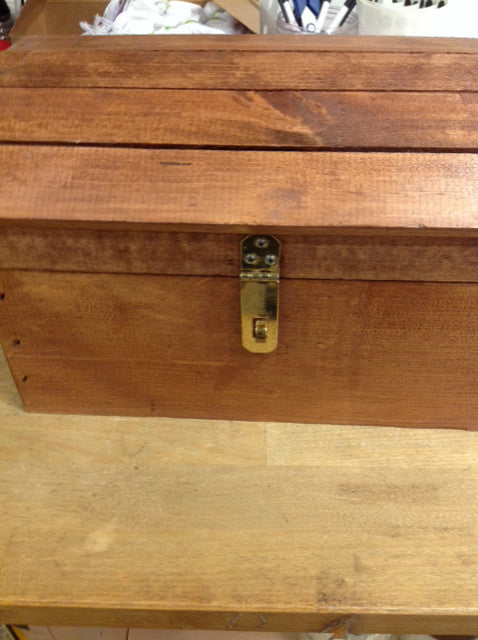 11" Wood Trunk Box