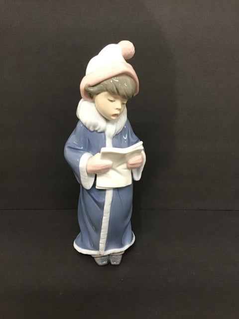 10" Lladro Porcelain "Christmas Caroler" #6533