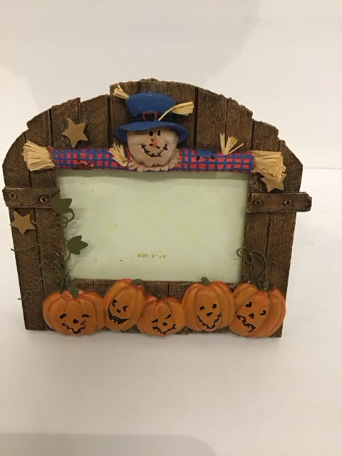 4x6 Halloween Scarecrow Resin Frame