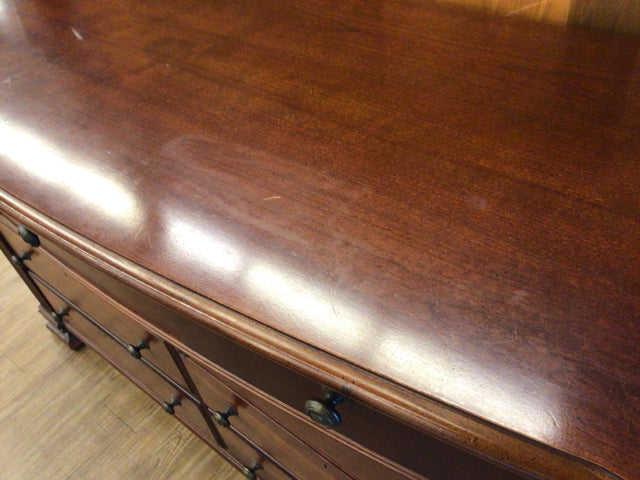 Stanley furniture Nine Drawer Wood Dresser