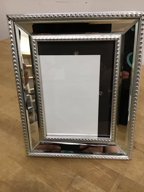 5"x7" Mirrored Silvertone Photo Frame