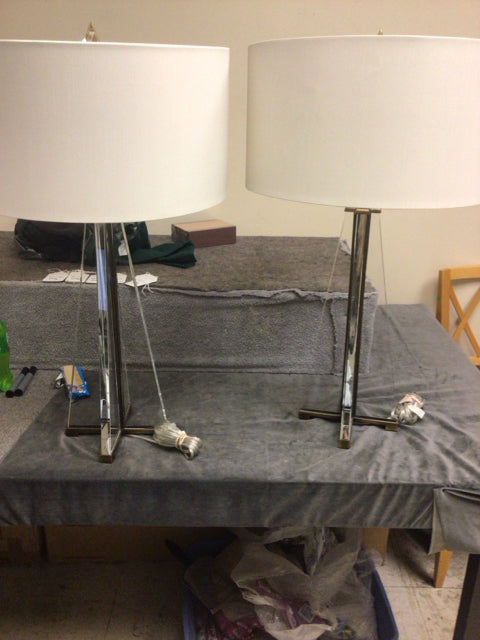 29 1/2" Pair Of Glass & Bronze Table Lamps W/Shades