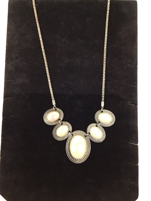 Silver Necklace w/Faux Pearl Pendants