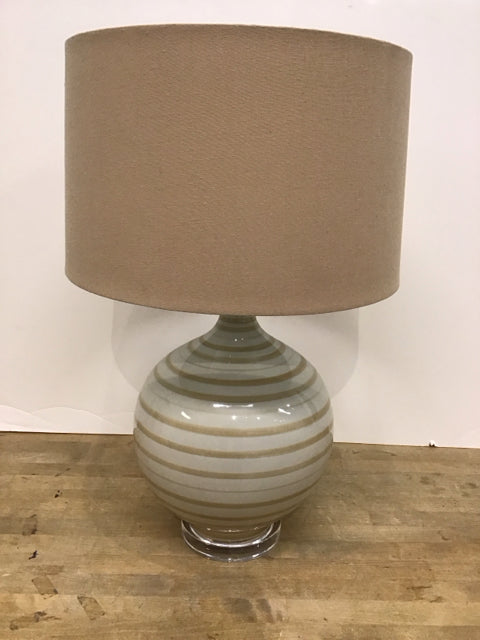 Tan/White Rd Stripe Art Glass Lamp w/Shade