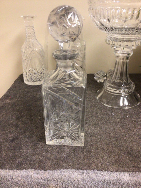 11 1/2" Cut Glass Decanter W/Lid