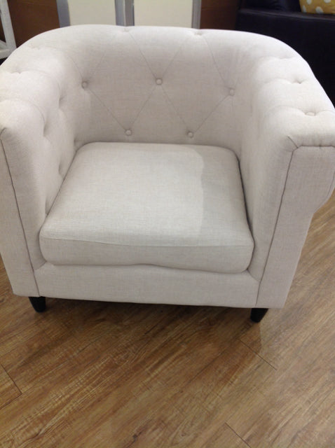 Chair- Cream Tufted Linen