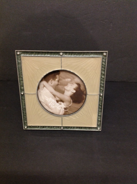 4x4 Tan Glazed Enamel Frame