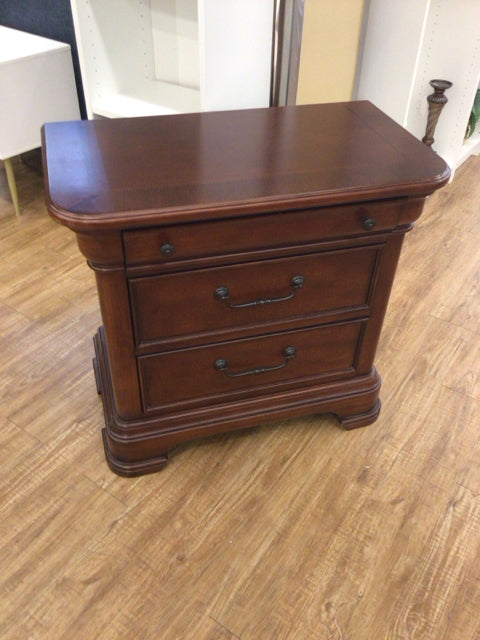 Legacy Classic Three Drawer Nightstand