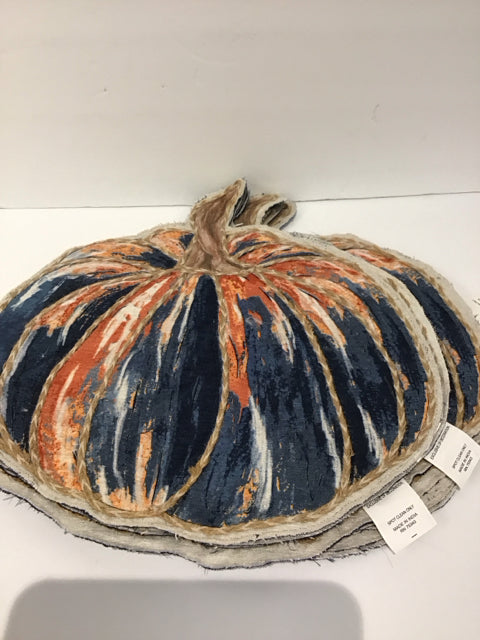 Set/8 Blue Pumpkin Placemats