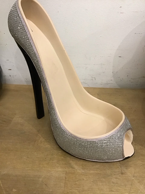 9" Silver Mettalic Stiletto Wine Bottle Holder