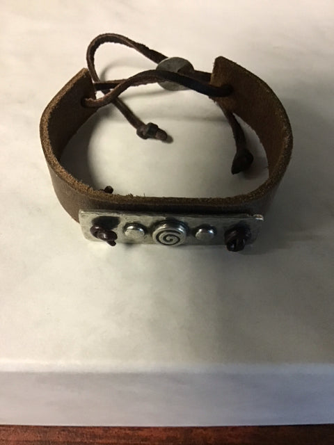 Mens Brown Leather W/Silvertone