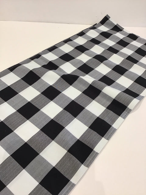 Black/White Check Runner