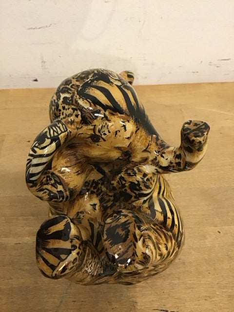 5" La Vie Safari Elephant Sitting Figurine