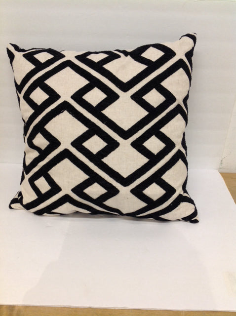 White Pillow w/Black Chenille Pattern