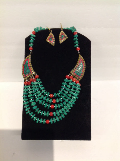 Multi-Strand Malachite Necklace w/Earrings