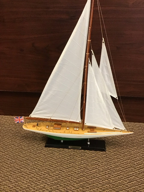 21"x22" Model Sailboat Shamrock