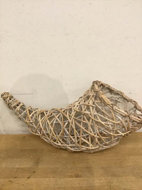 20" Woven Cornucopia Basket