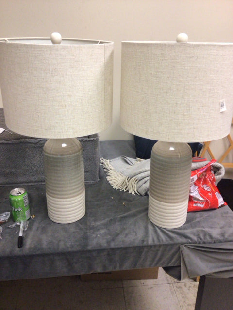 25" Pair Of Ceramic Ribbed Cream/Beige Table Lamps W/Shades