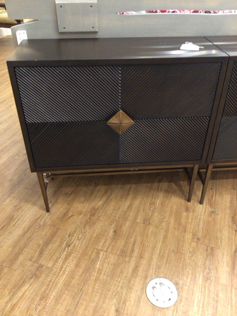 2 Drawer Diagonal Ribbed Chest