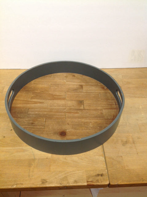 16" Round Wood Tray w/Gray Handles