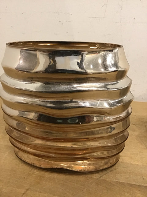 7.5" Gold Metallic Ribbled Glass Vase