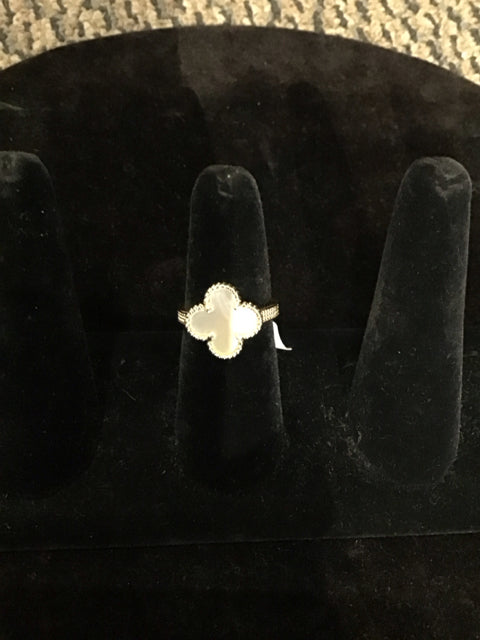 Van Cleef Style Gold MOP Inlaid Ring