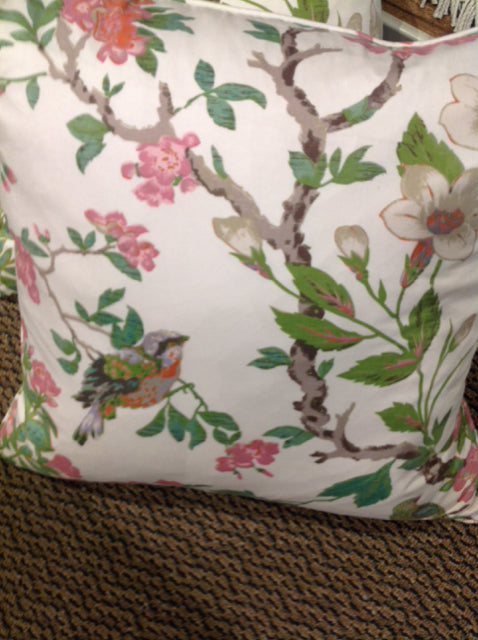 Pillow- 22" Formosa White Floral