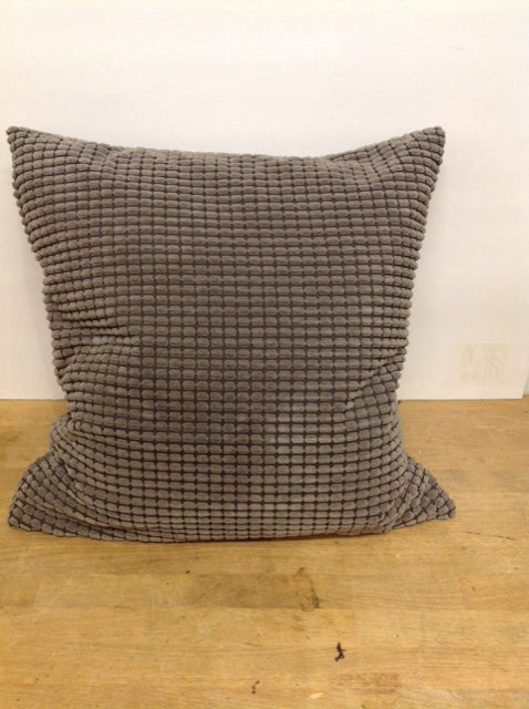 18" Grey Bubble Chenille Pillow