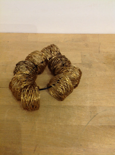 Set of 8 Gold Tone Metal Wire Napkin Holders
