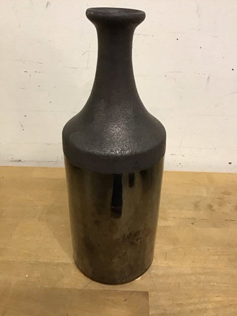 13.5" Black Glazed & Matte Vase