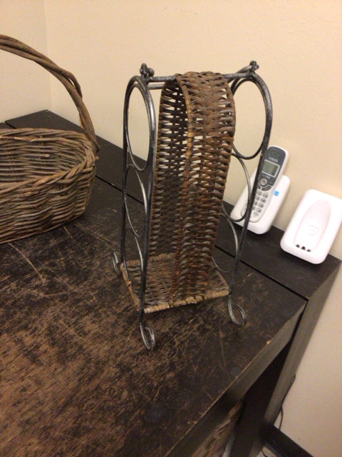 Small Wicker And Metal 3 Bottle Wine Rack