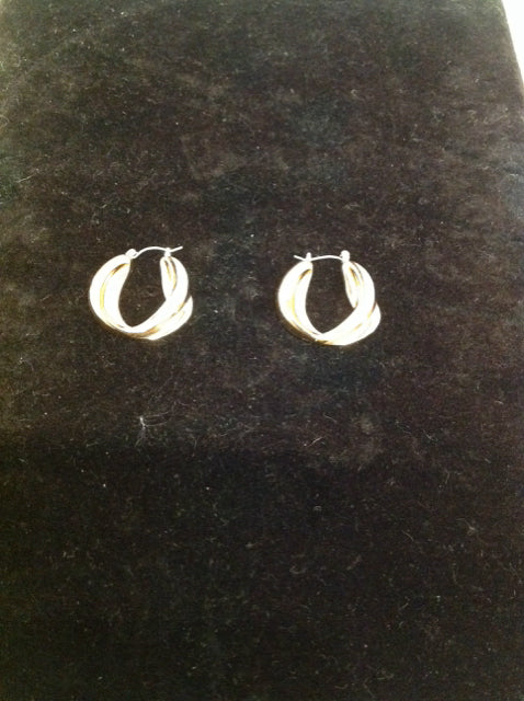 Round Gold Tone Earring