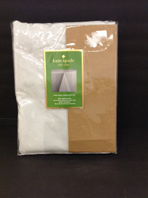 New Kate Spade Tablecloth w/8 Napkins