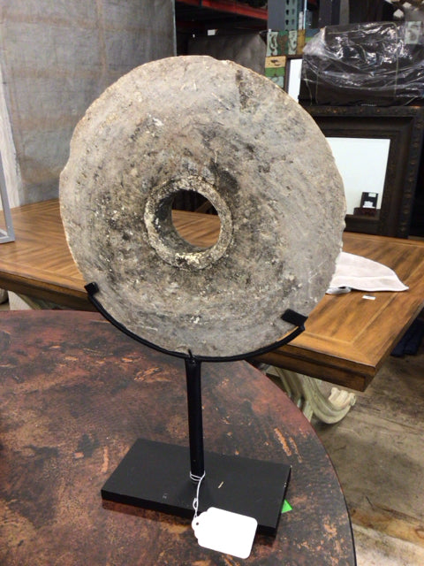 14" Stone Disc on Stand