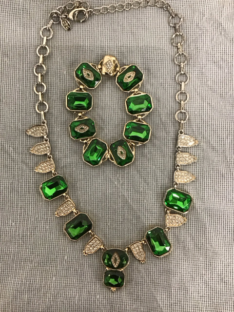 2 PC Goldtone Green Crystals &Rhinestone Necklace & Bracelet