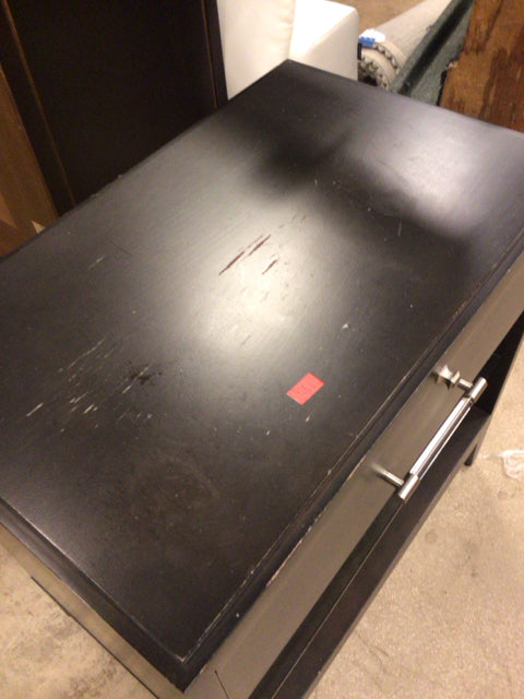 19" X 30" AS-IS Vanguard Furniture Brown One Drawer Nightstand