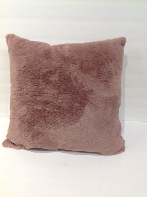 18" Lavender Faux Fur Pillow