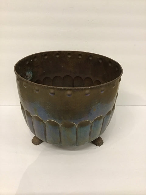9" Footed Rd Brass Planter
