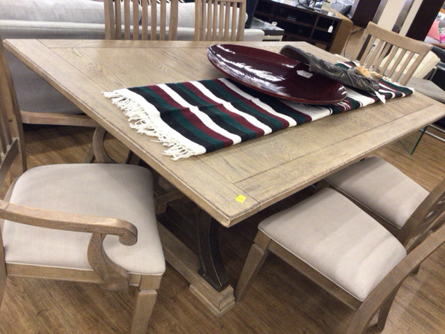 Stanley Furniture Coastal Living Resort Shelter Bay Dining Table W/2 Leaves