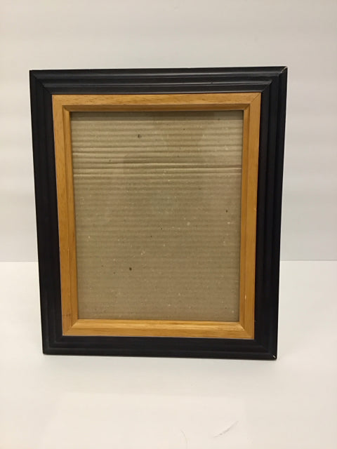 8x10 Black & Light Wood Frame