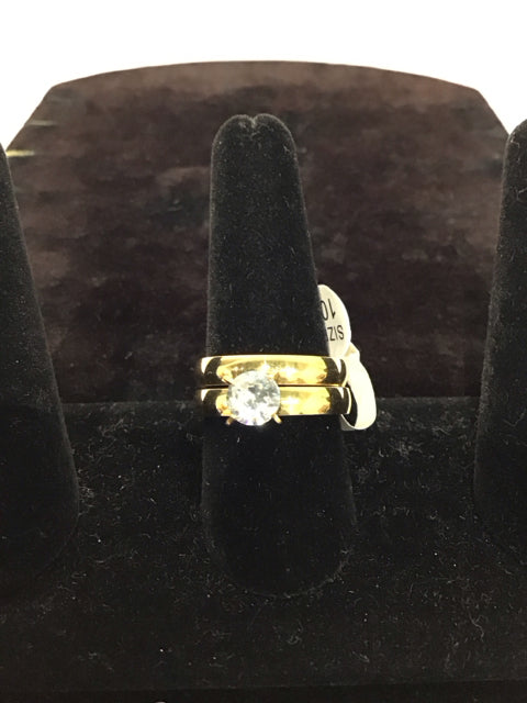 Gold Engagement Wedding Ring Set