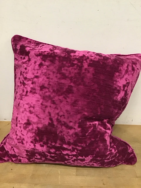 23" Callisto Home Fuscia Textured Chenille Pillow