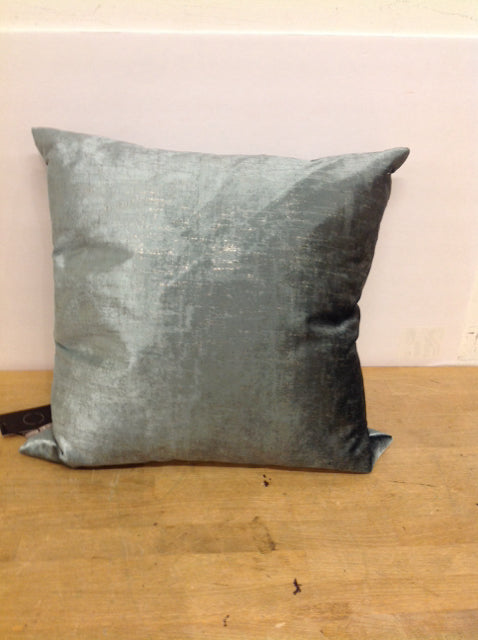 DV Kap 18" Square Spa Down Fill Pillow