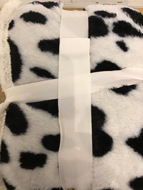 50"x60" Safari Dalmation Print Reversible Throw