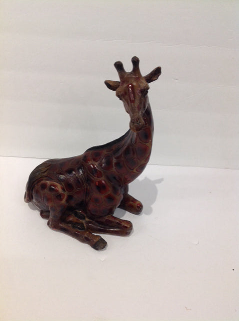 7" Sitting Baby Giraffe