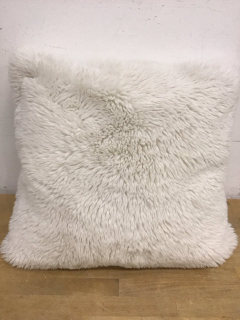 18" White Faux Fur Pillow
