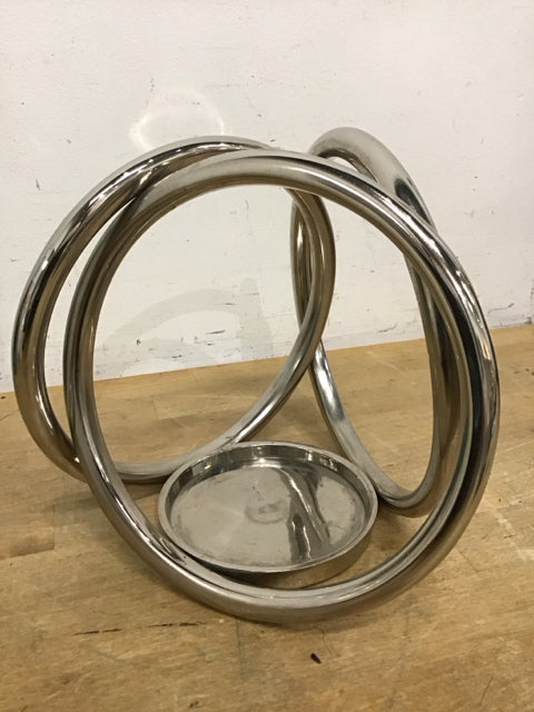 8" 3 Ring Silvertone Metal Candle Holder