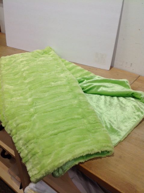 Light Green Plush Throw