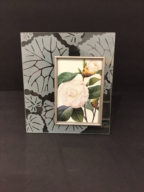 4x6 Glass Frame w/Etched Flowers