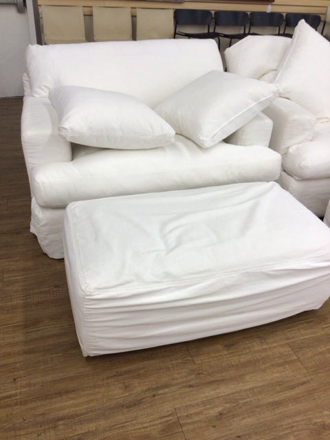 City Furniture Delilah White Fabric Chair W/Ottoman